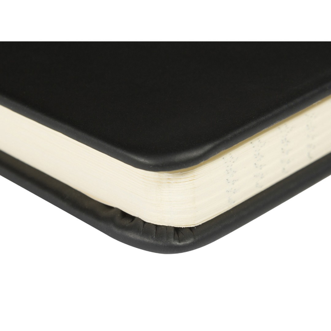 Ежедневник недатированный А5 "Megapolis Velvet New", черный