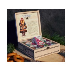 Подарочный набор c чаем "Сокровища Севера" в деревянной шкатулке