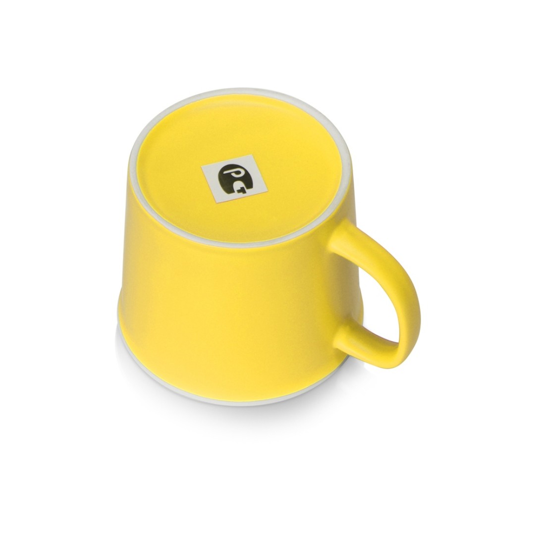 Матовая кружка Nancy 360 мл цветная снаружи, белая внутри, желтый