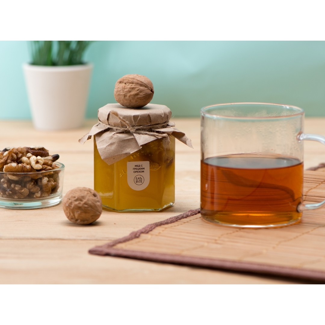 Сувенирный набор "Мед с грецким орехом" 250 гр