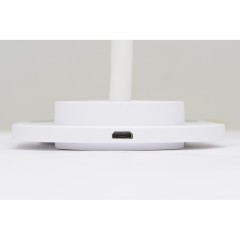 Настольный светильник с беспроводной зарядкой "Flamp", белый