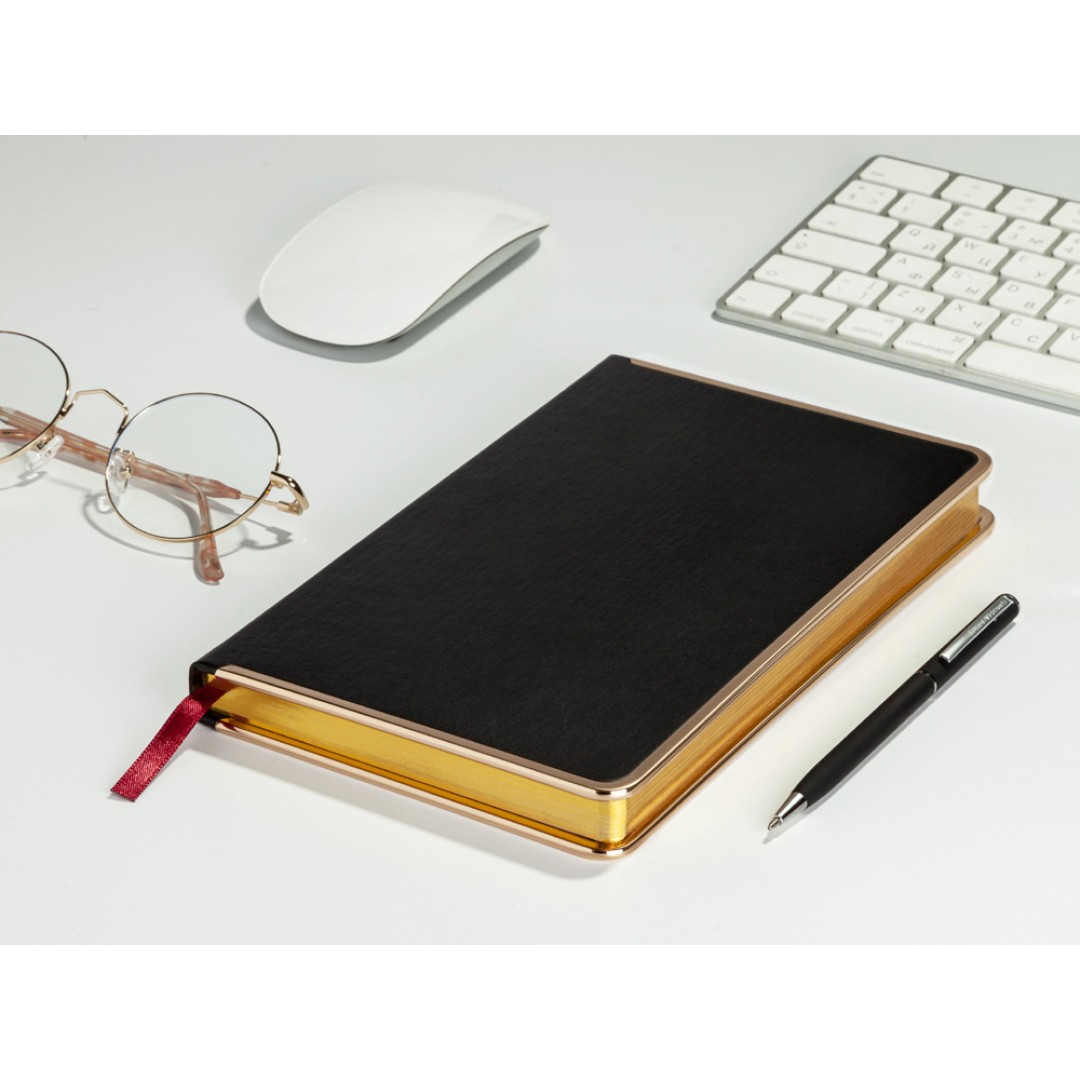 Ежедневник недатированный A5 «Chelsea», черный (золотистый кант и срез)