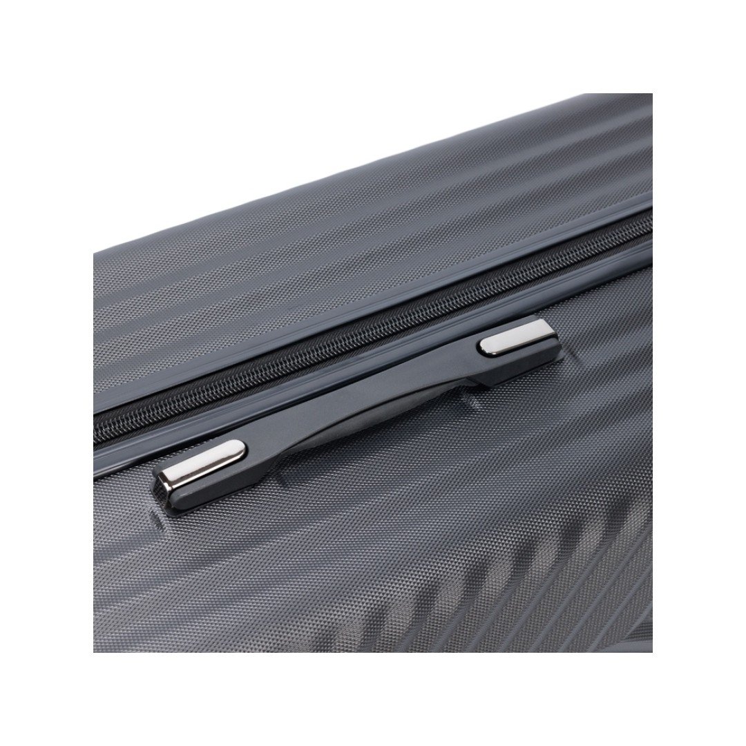 Чемодан TORBER Lama, чёрный, ABS-пластик, 49 х 29,5 х 77 см, 92 л