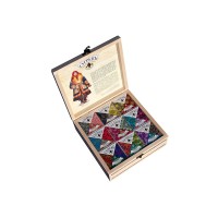 Подарочный набор c чаем "Сокровища Севера" в деревянной шкатулке