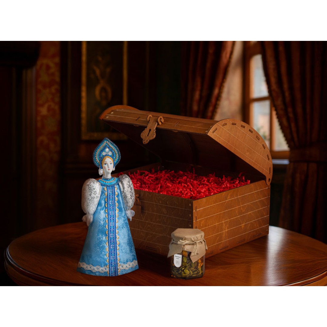 Подарочный набор: кукла фарфоровая, мед, голубой