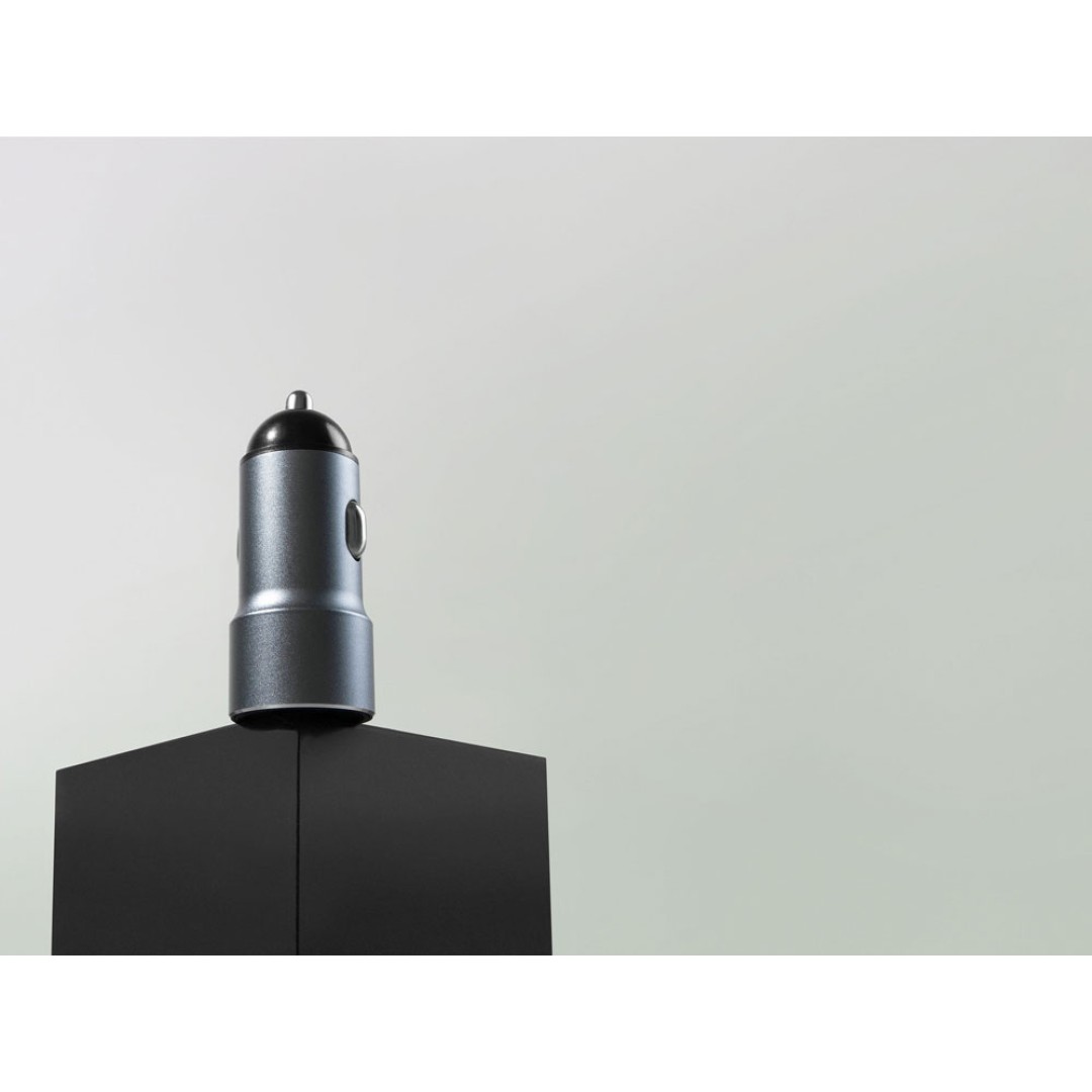 Автомобильное зарядное устройство Rombica Auto MC08 Quick