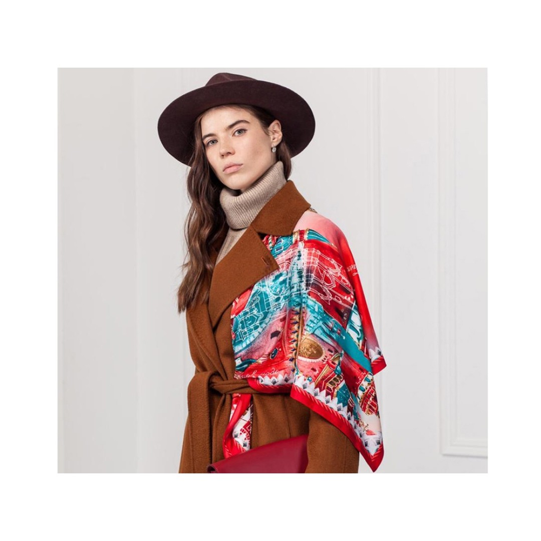 Платок "Кремль - Москва - Фаберже"