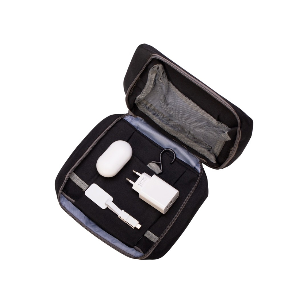 Набор для путешествий с наушниками, адаптером и универсальным кабелем «Take me», черный, белый