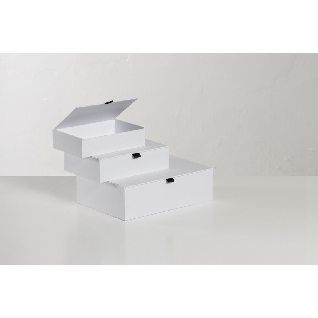 Коробка подарочная White M