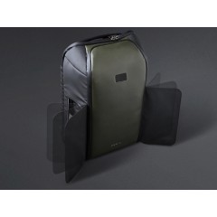 Атикражный рюкзак FlipPack для ноутбука 15.6", черный