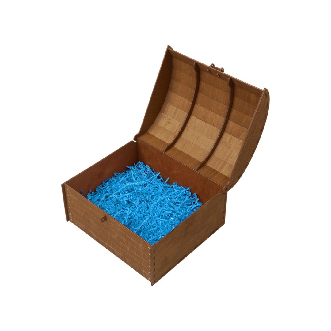 Подарочный набор: кукла фарфоровая, крем-мед, красный