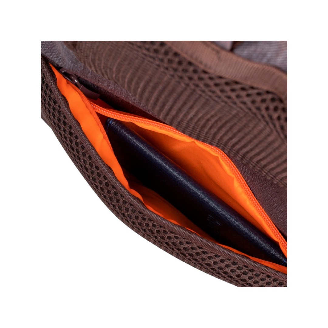 RIVACASE 7761 mocha рюкзак для ноутбука 15.6" / 6