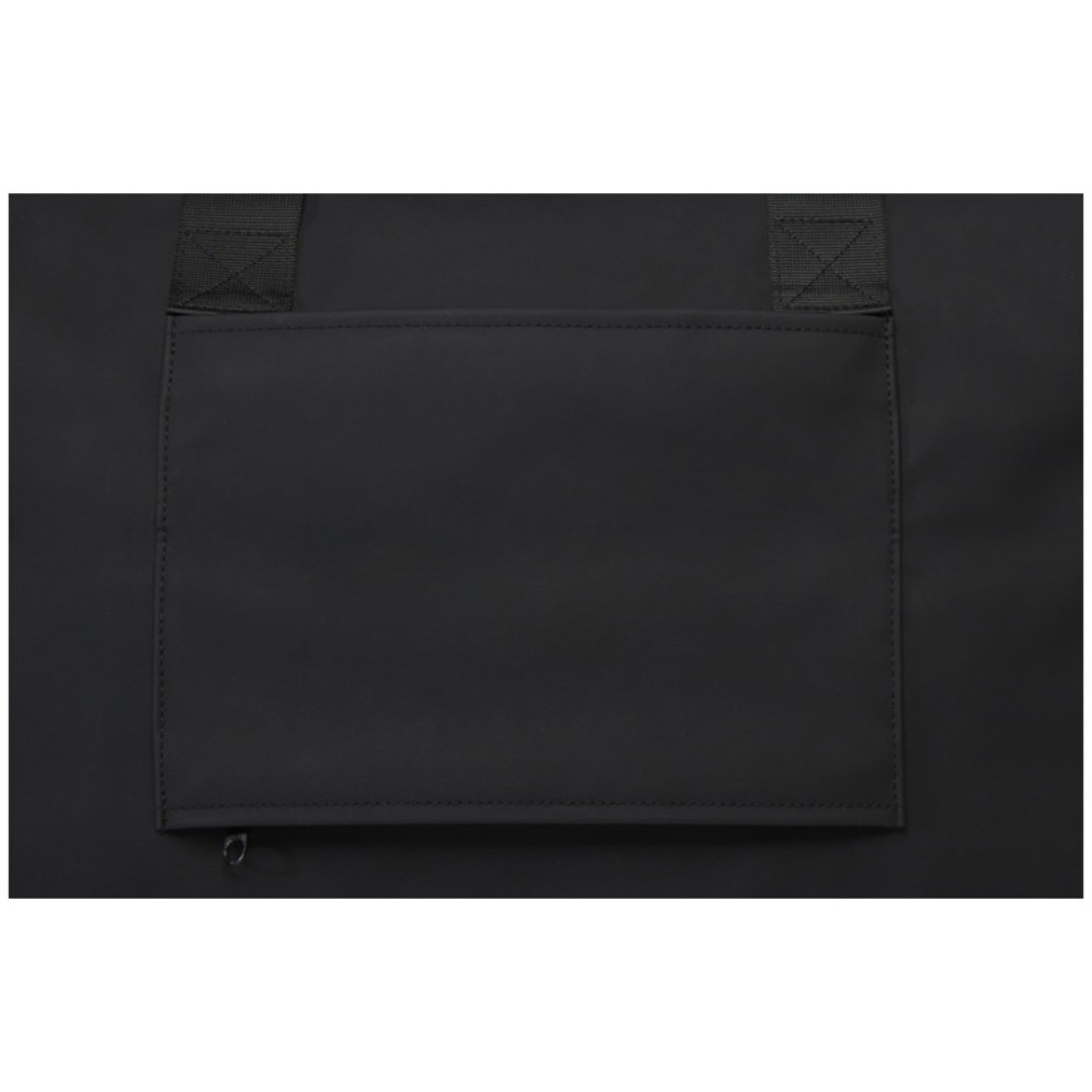 Спортивная сумка для ноутбука с диагональю экрана 15,6 дюйма Turner, изготовленная из переработанных материалов согласно стандарту GRS - сплошной черный