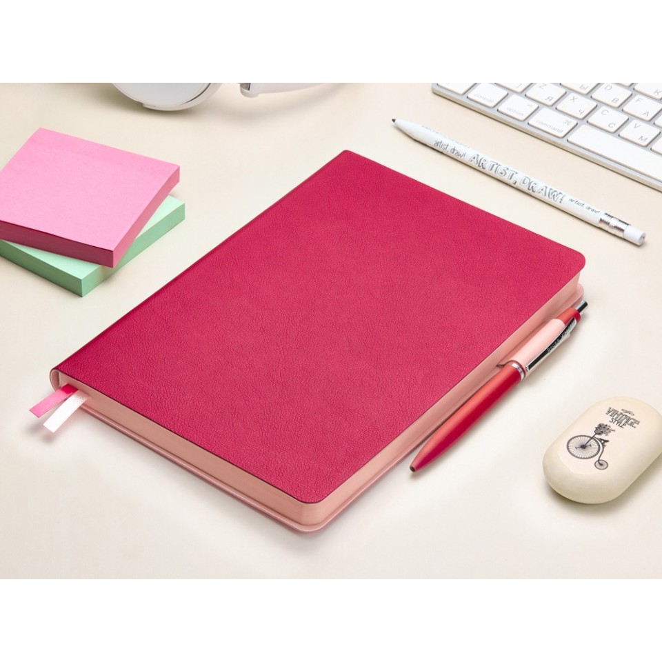 Ежедневник А5 датированный "Boston" 2026, розовый