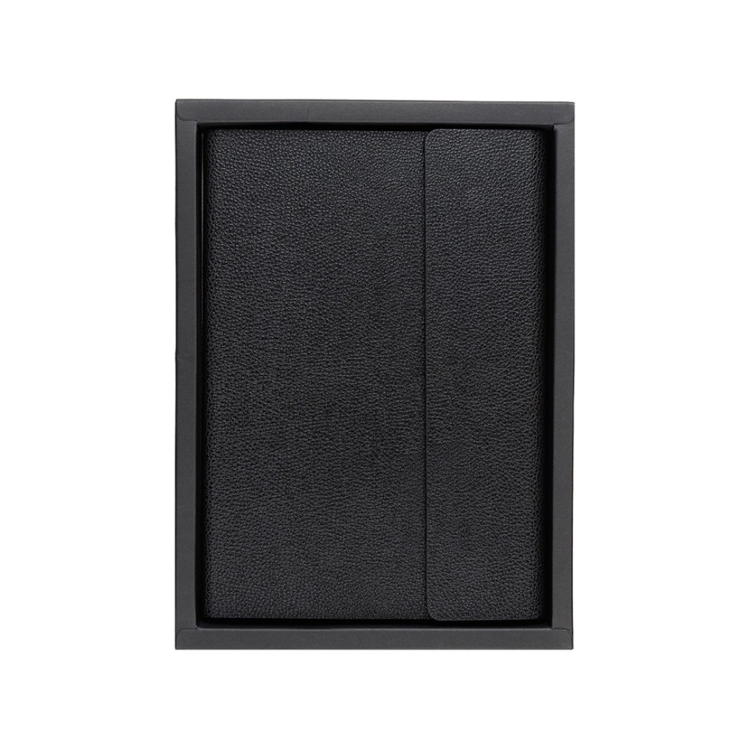 Ежедневник недатированный с магнитным клапаном А5 "Venezia", черный