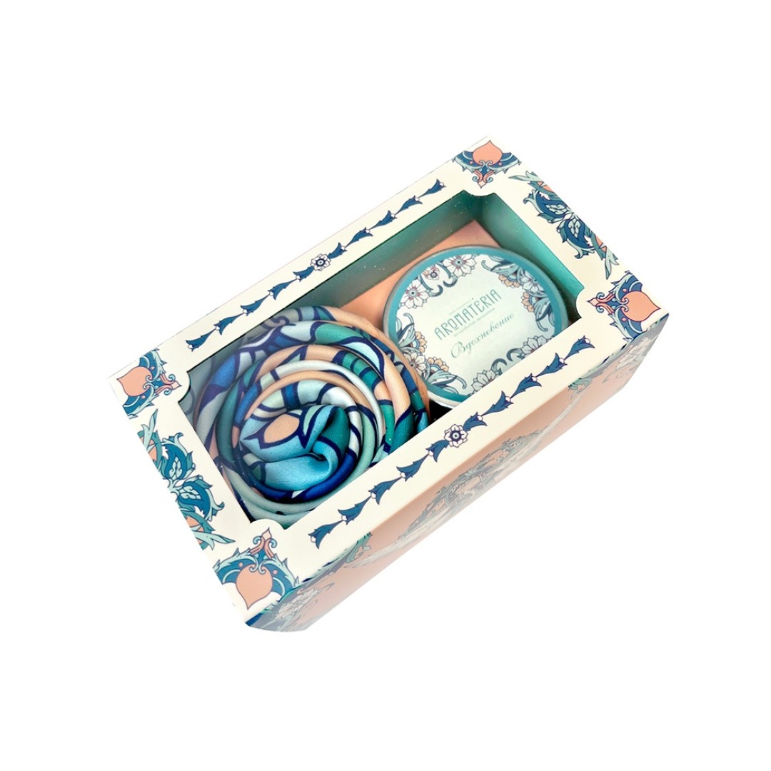 Набор платок «Царевна Лебедь» и свеча «Вдохновение»