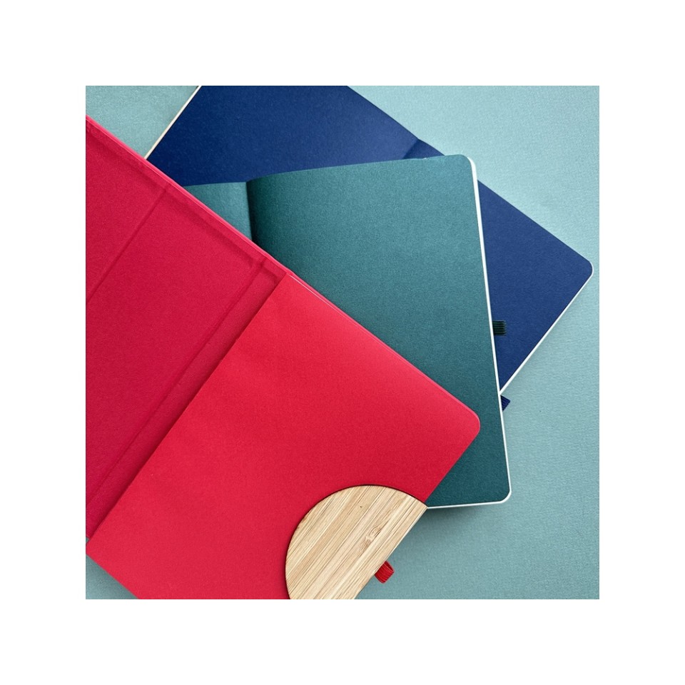 Ежедневник недатированный А5 "Bosforo", красный