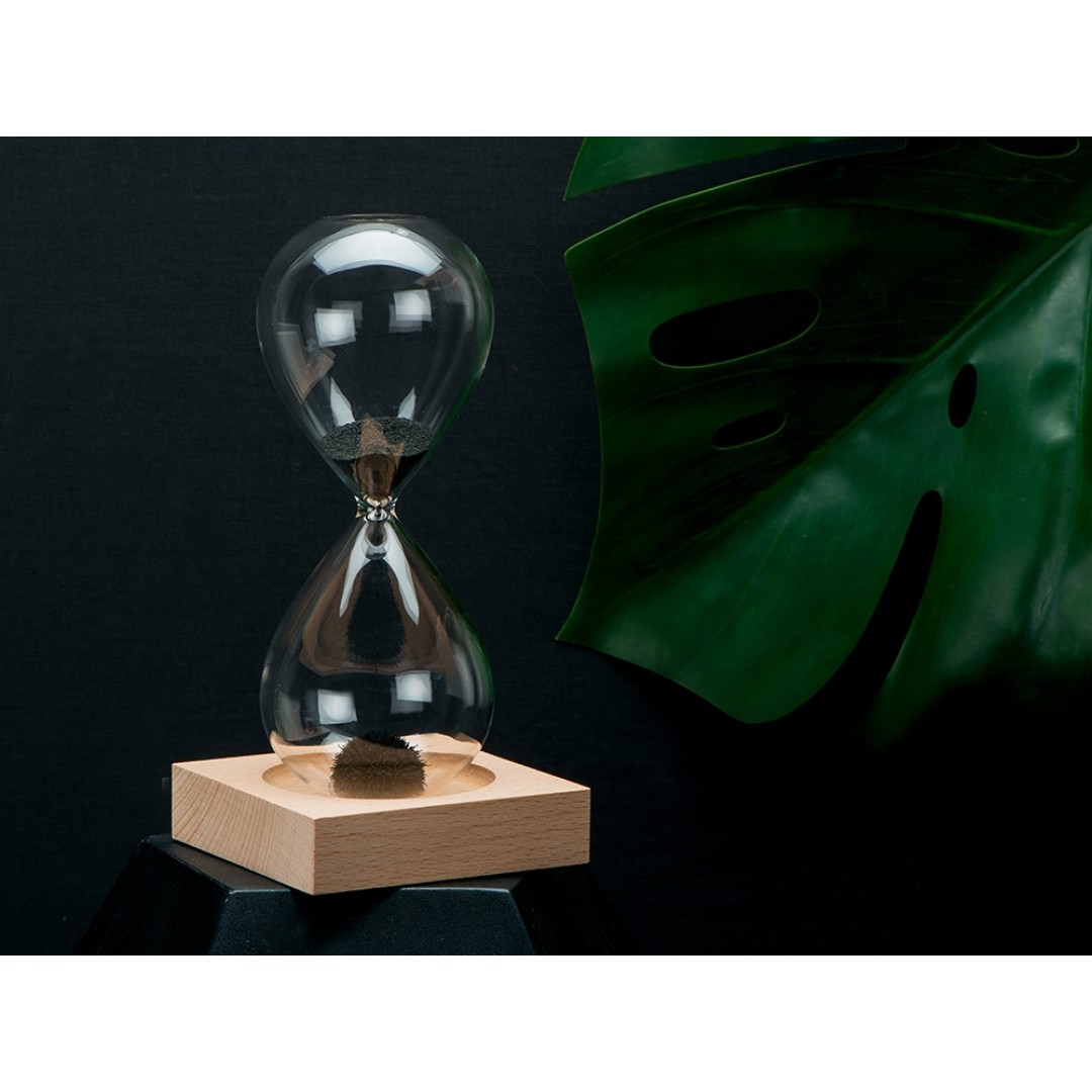 Песочные магнитные часы на деревянной подставке "Infinity"