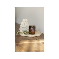 Wellmark свеча с ароматом кедрового дерева среднего размера - Amber heather