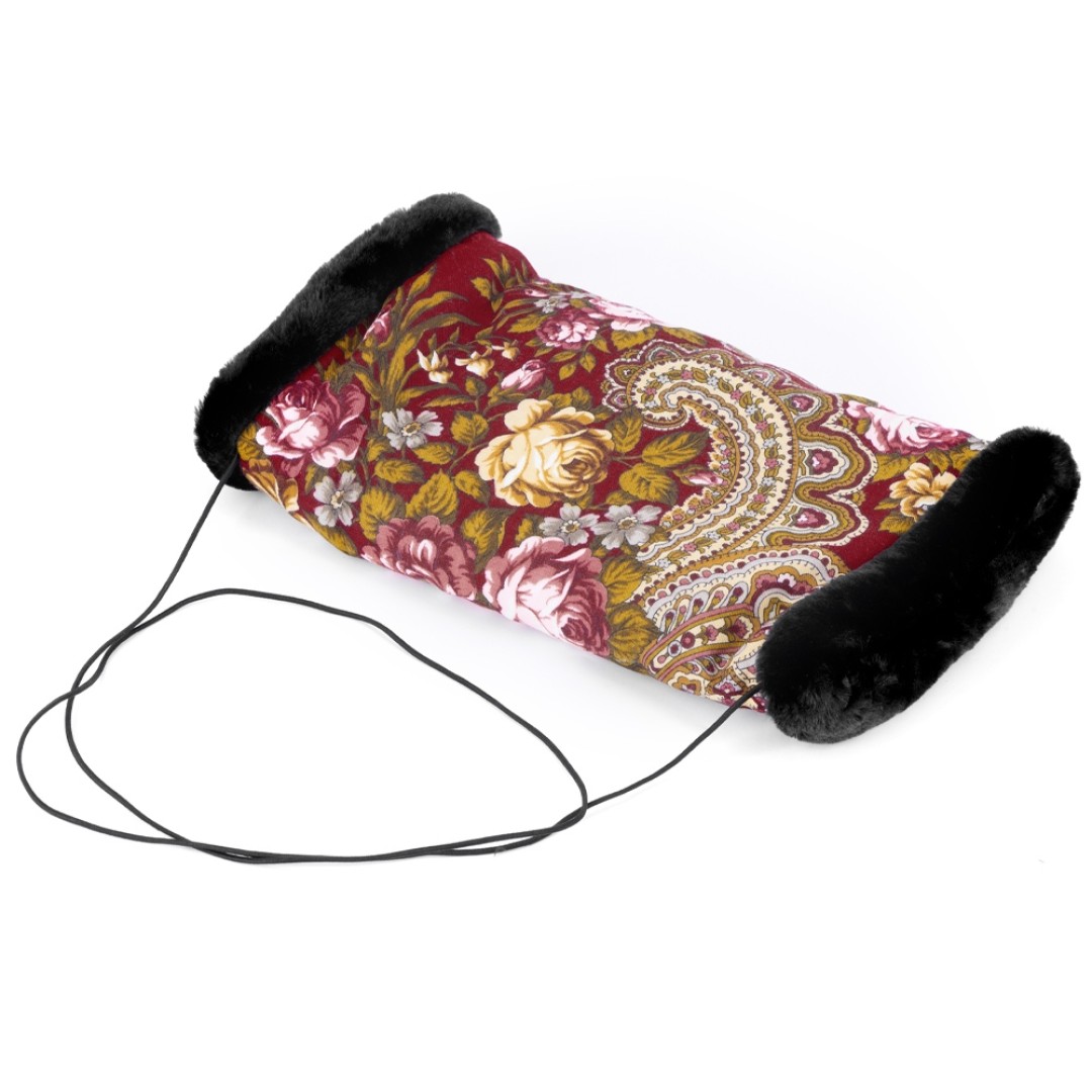 Муфта женская, красный