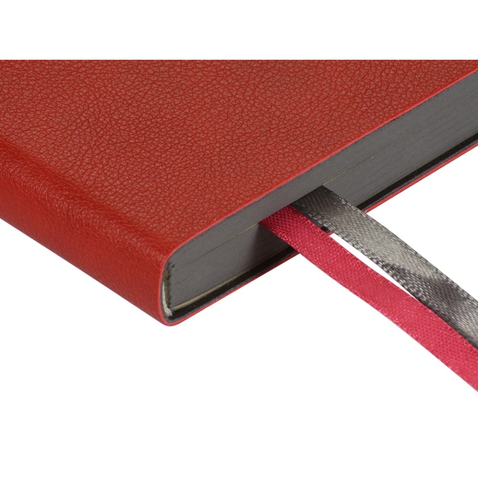 Ежедневник А5 датированный "Boston" 2026, красный с серым обрезом