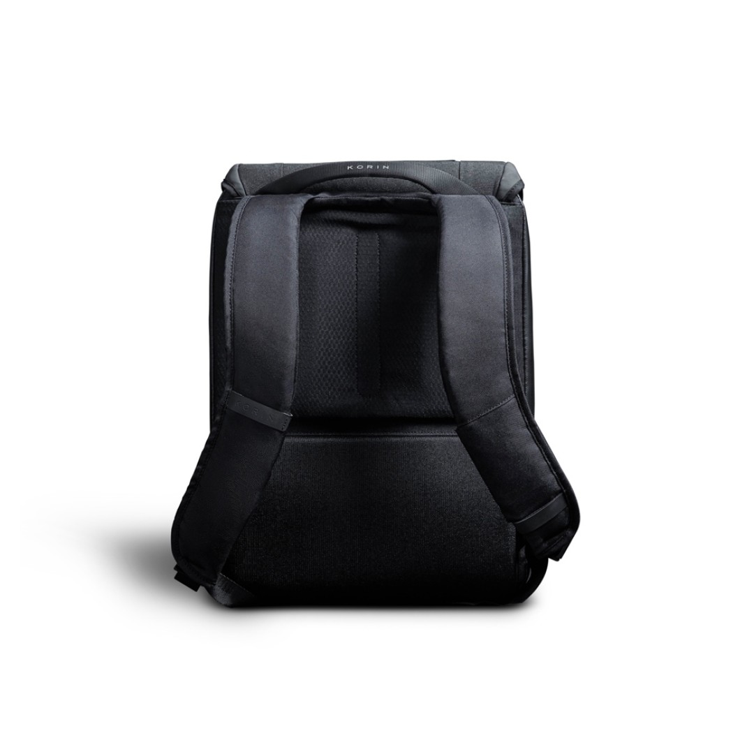 Водостойкий антикражный рюкзак Clickpack для ноутбука 15.6", черный