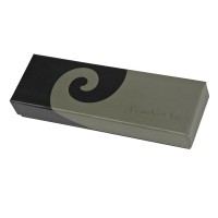 Ручка шариковая Pierre Cardin LEO 750. Цвет — серебристый. Упаковка Е-2.