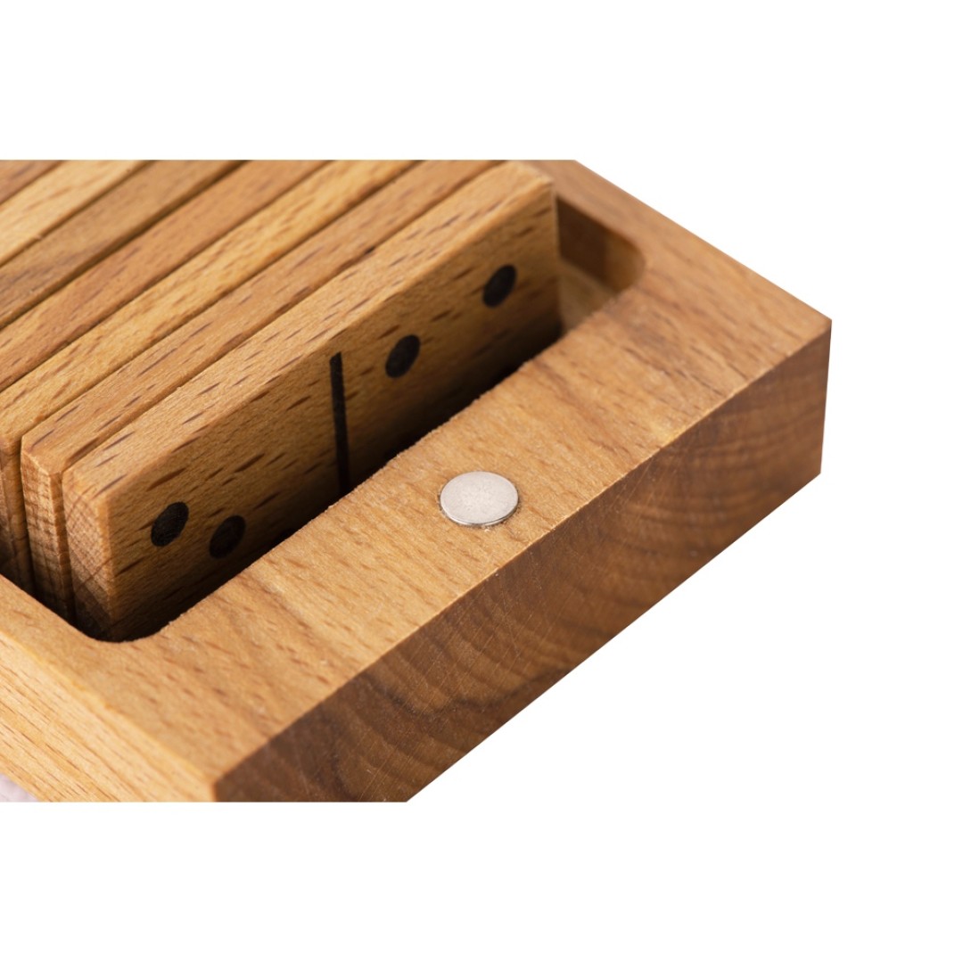 Игра «Домино» из массива бука