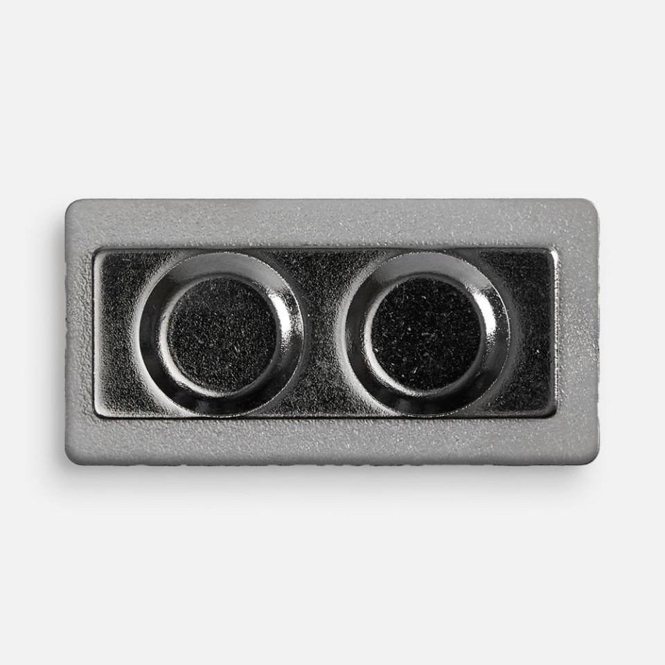 Значок Magnet Matto, серебристый глянцевый