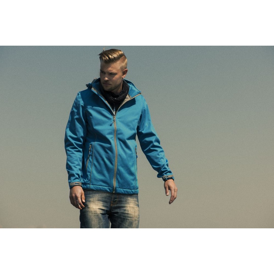 Куртка софтшелл мужская Skyrunning, красная