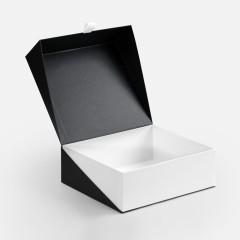 Коробка Artikus, черная