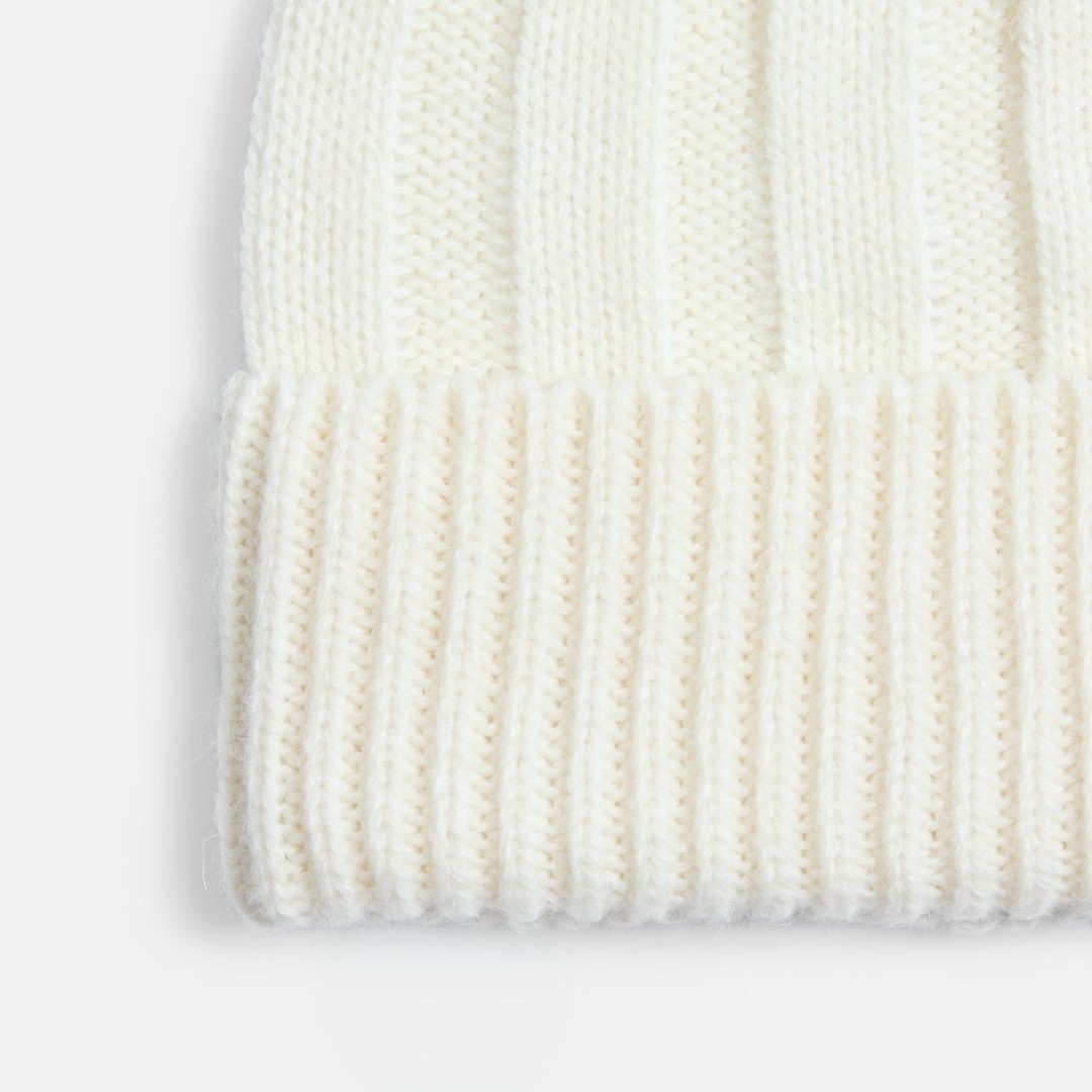 Шапка Bellish, белая (ванильная)