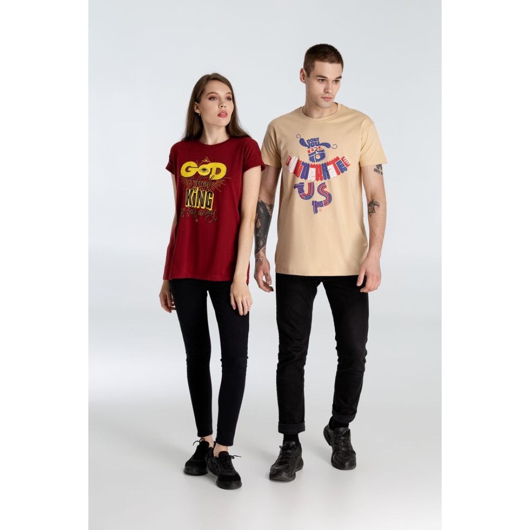 Футболка A God is High, гранатово-красная, S