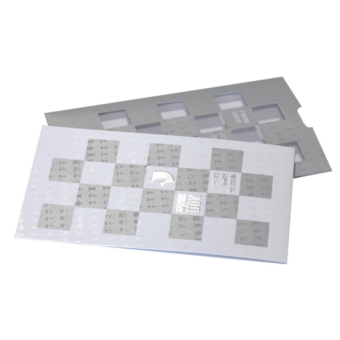 Открытка из серии «Ход конем»