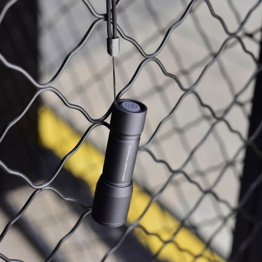 Фонарик Xiaomi Beebest Portable Flashlight ZIM F1