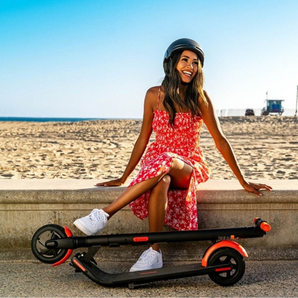 Электросамокат Xiaomi Ninebot KickScooter (ES1L)