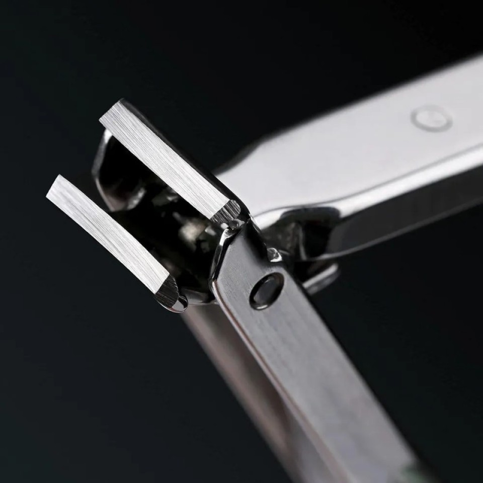 Мультитул-клиппер Xiaomi NexTool Outdoor Multifunctional Nail Clippers (NE20010/KT5530B)