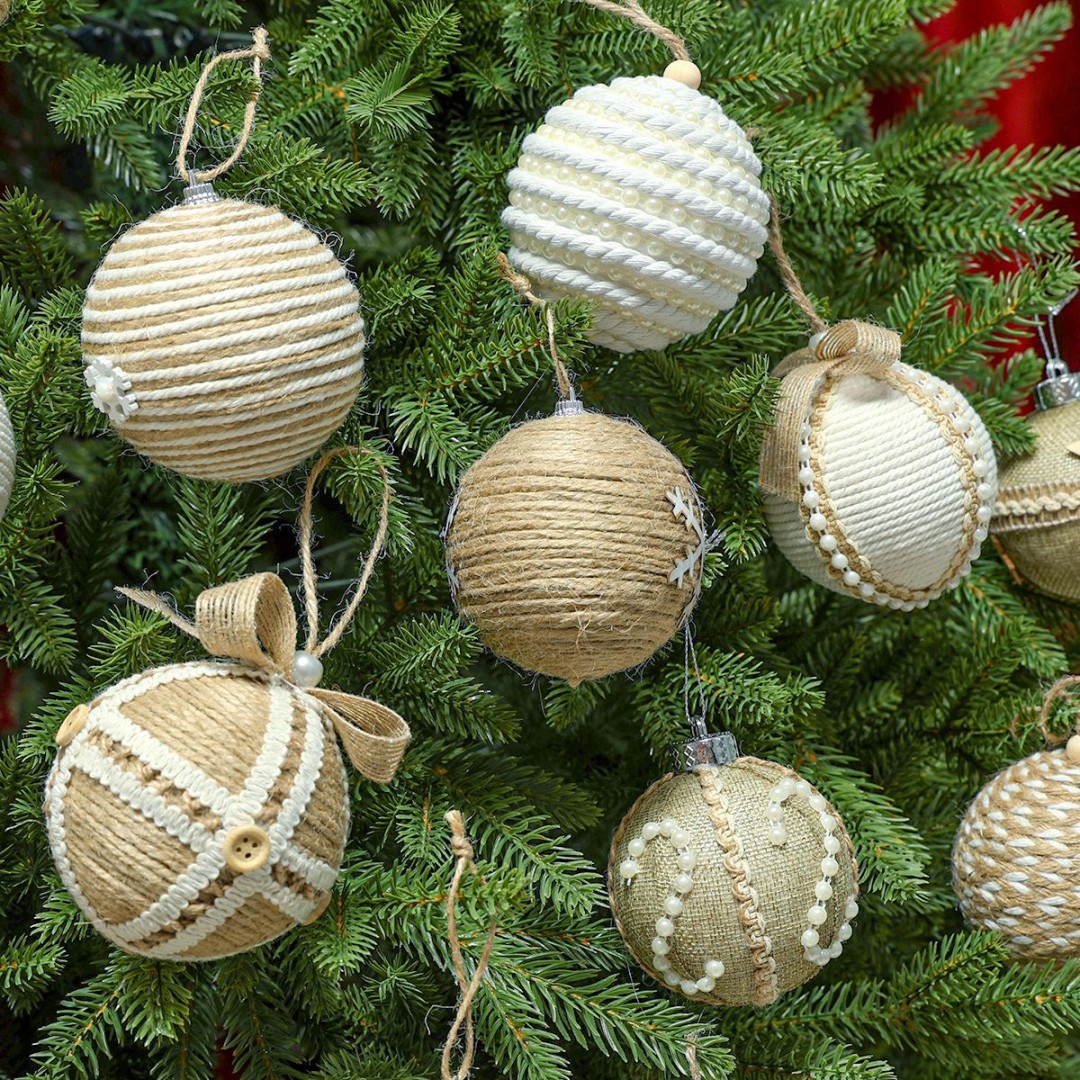 Елочный шар из джута и хлопка с бусинами, 8 см
