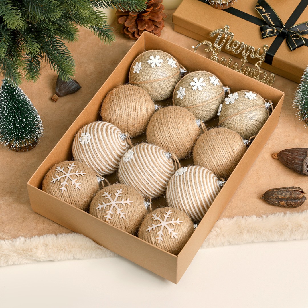 Елочный шар из джута и хлопка с бусинами, 8 см