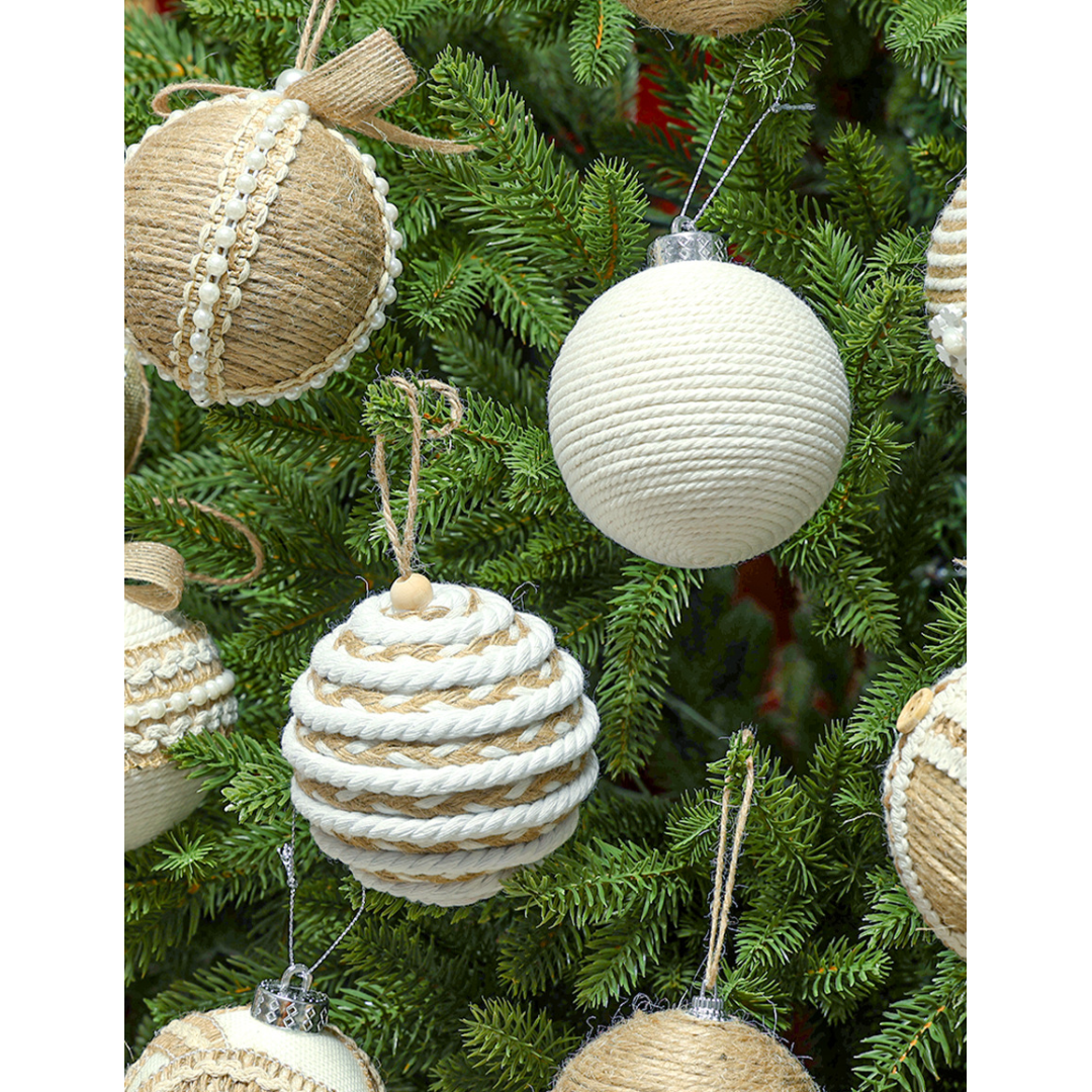 Елочный шар из джута и хлопка с бусинами, 8 см