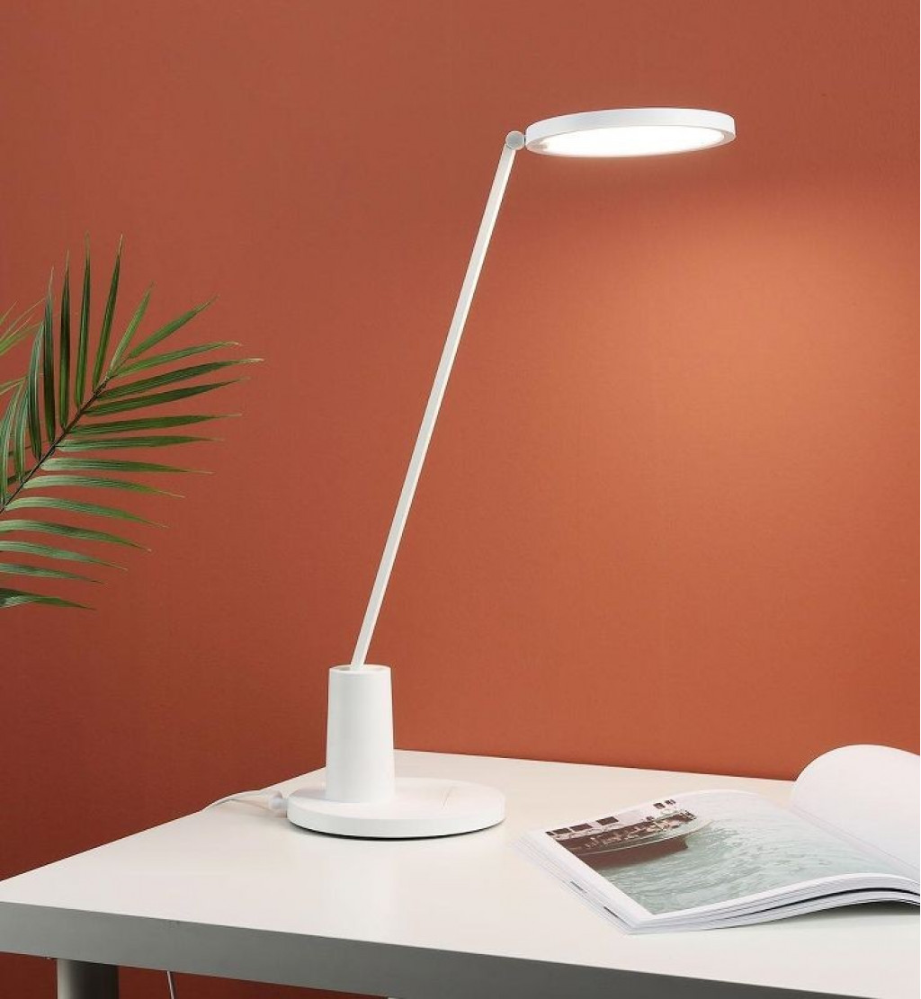 Настольная лампа Xiaomi Yeelight LED Eye-friendly Desk Lamp Prime Pink (YLTD05YL)