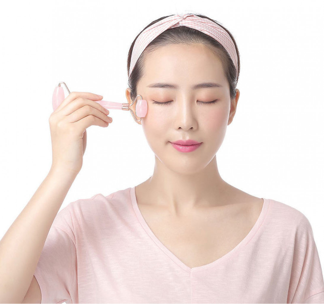 Массажер для лица Xiaomi Xin Zhi Powder Crystal Facial Lifting Plastic Pink