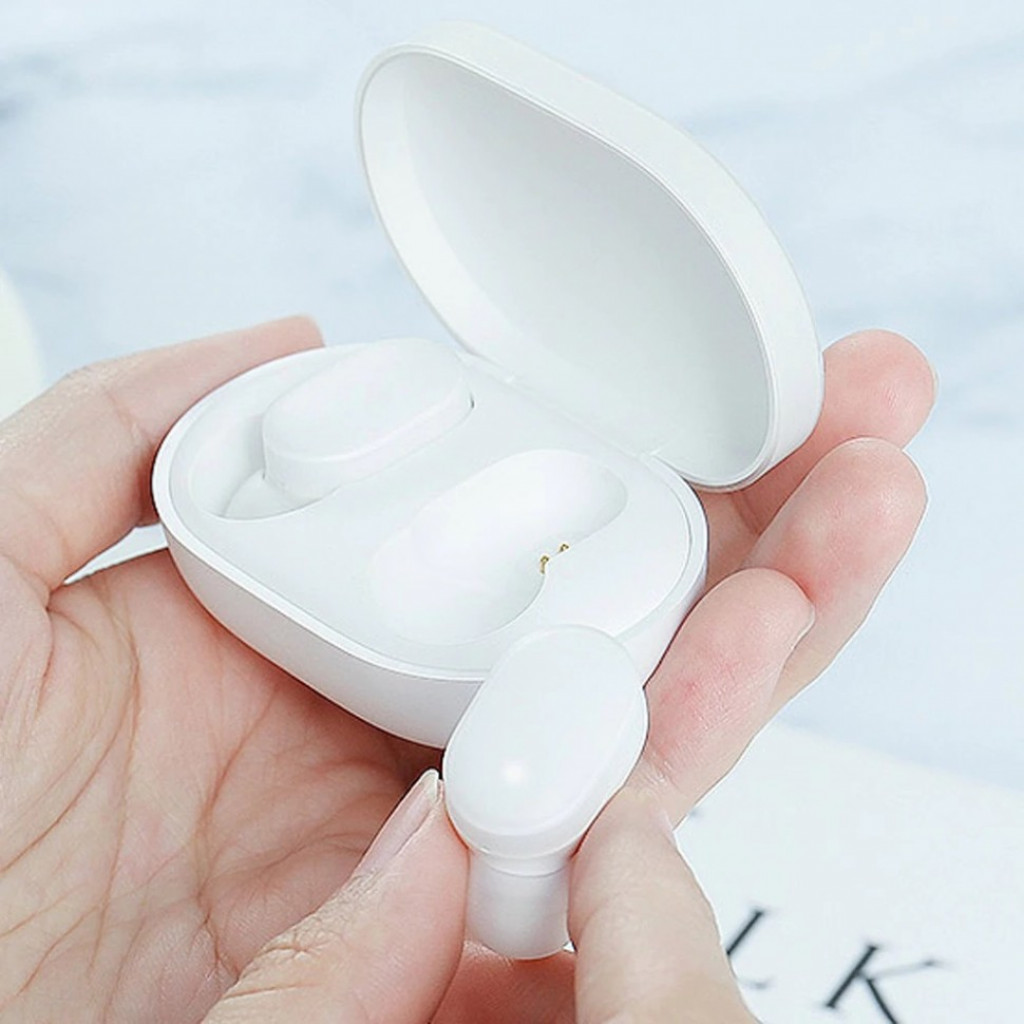 Беспроводные наушники Xiaomi AirDots White (TWSEJ02LM)