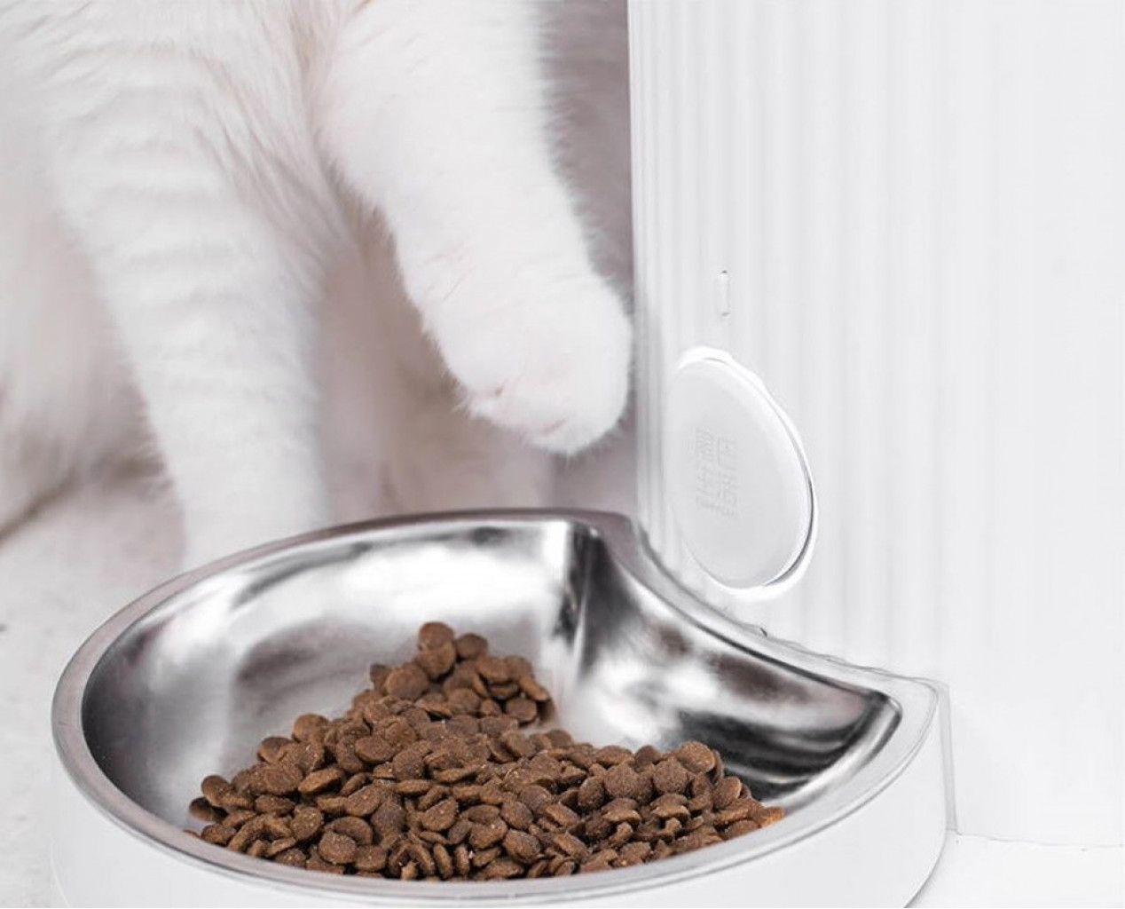 Умная кормушка для животных Xiaomi Furrytail Pet Smart Feeder White (FT-P-WSQ-0101)