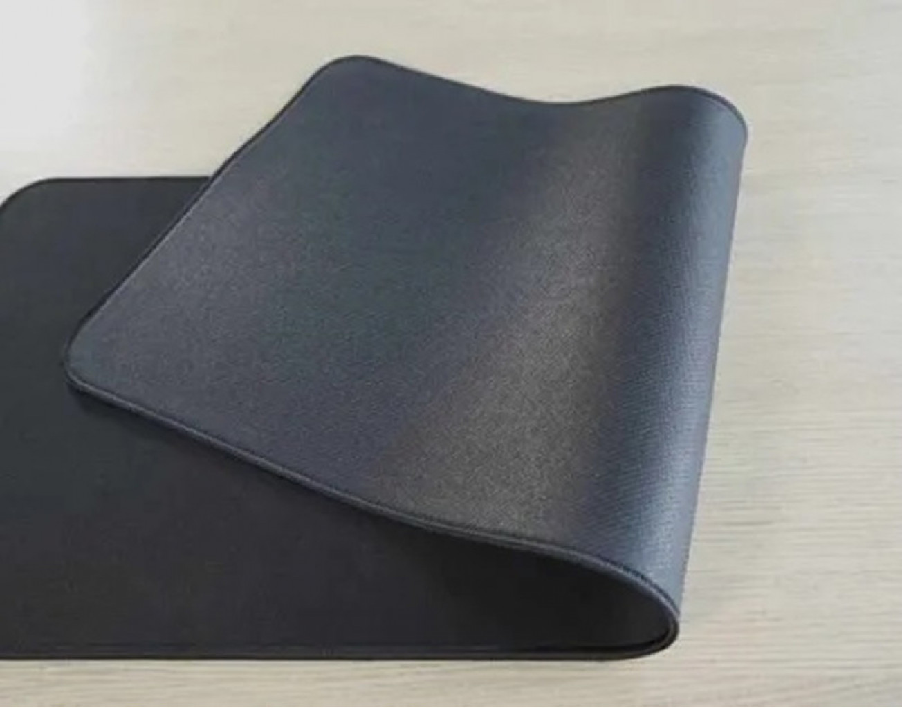 Коврик для мыши Xiaomi MIIIW Oversized Original Mouse Pad Black (MWODMP01)