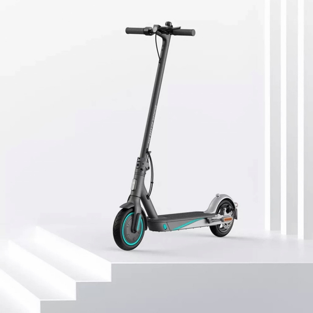 Электросамокат Xiaomi Mi Electric Scooter Pro 2 Mercedes-AMG Petronas F1 Team Edition Black