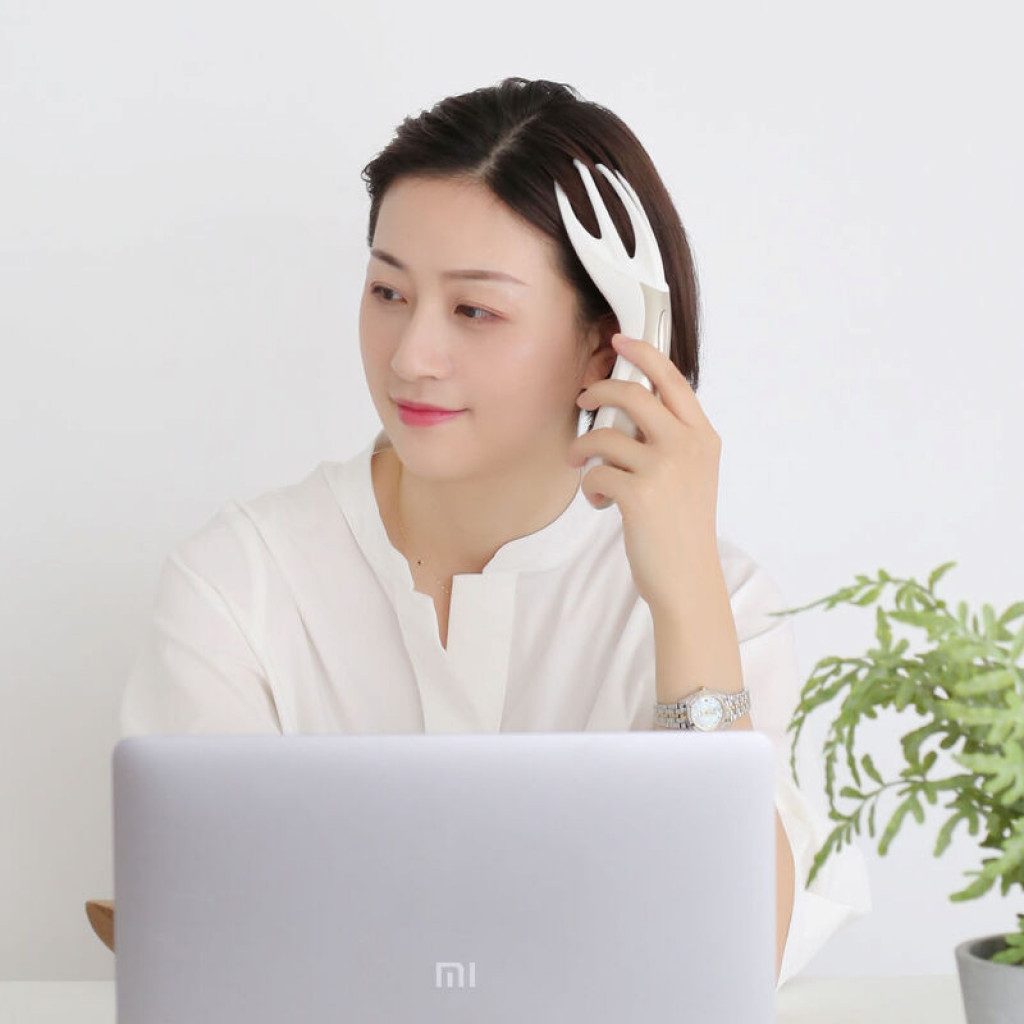 Массажер для головы Xiaomi DOCO Head Shiatsu Massager White (BCM-1067)