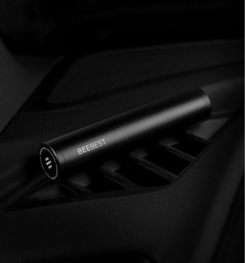 Портативный фонарик Xiaomi Beebest Zoom Metal Flashlight Black (F300)