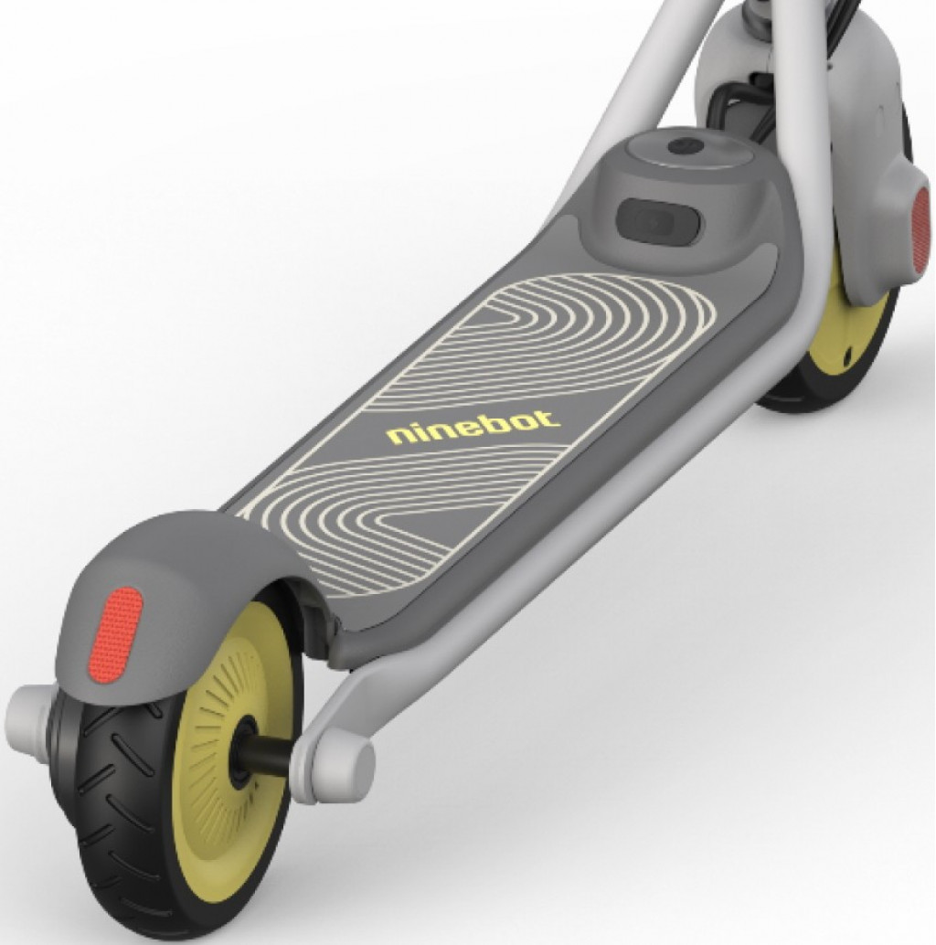 Электросамокат Xiaomi Ninebot KickScooter C8 White