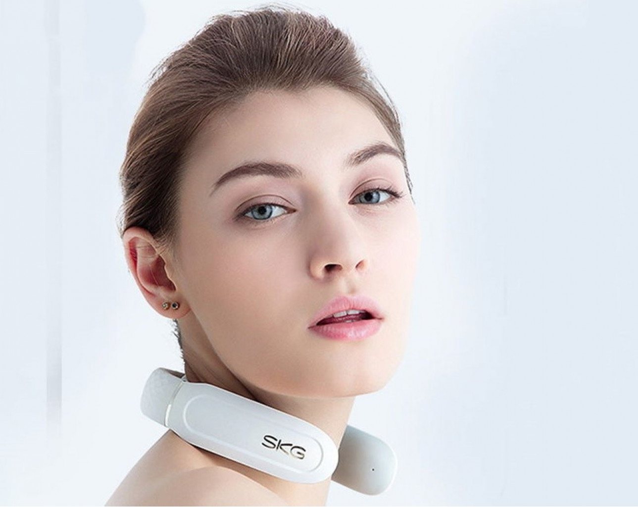 Портативный массажер для шеи Xiaomi SKG Neck Massager Smart Electric White (4356E)